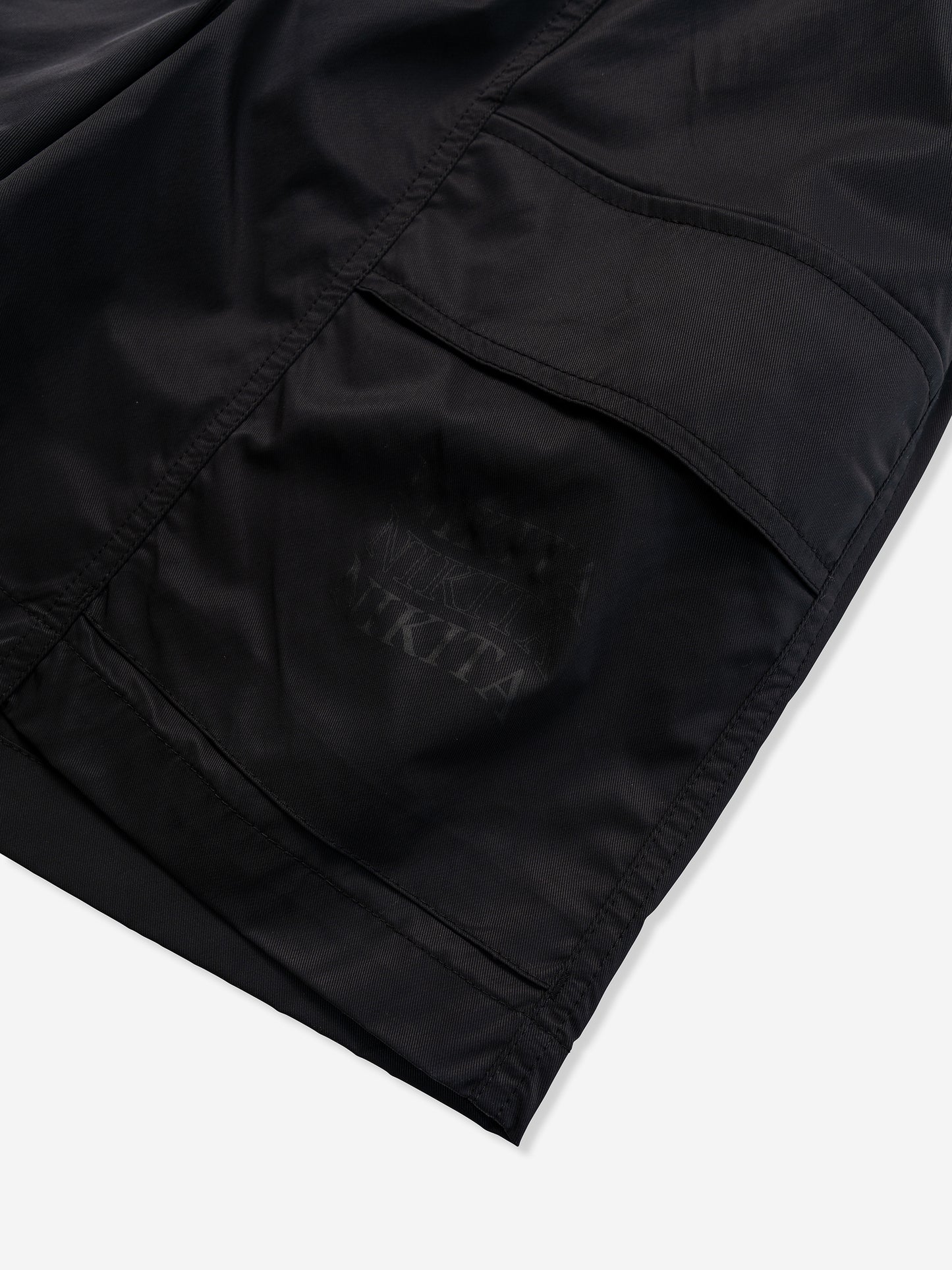 WOVEN CARGO SHORTS